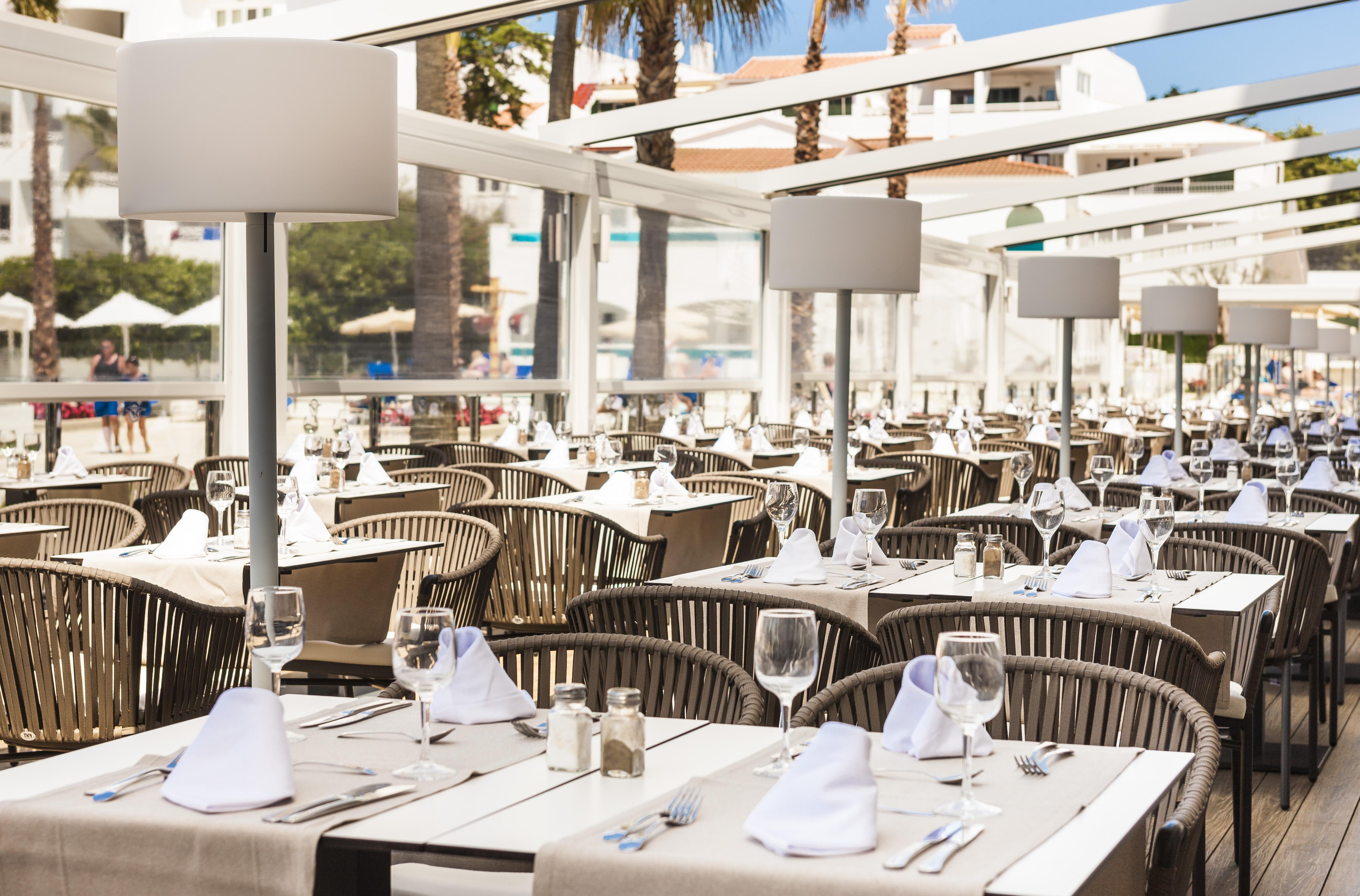 Globales Mediterrani Cala Blanca  Exterior foto
